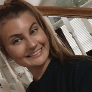 Meet your Posher, Reagan